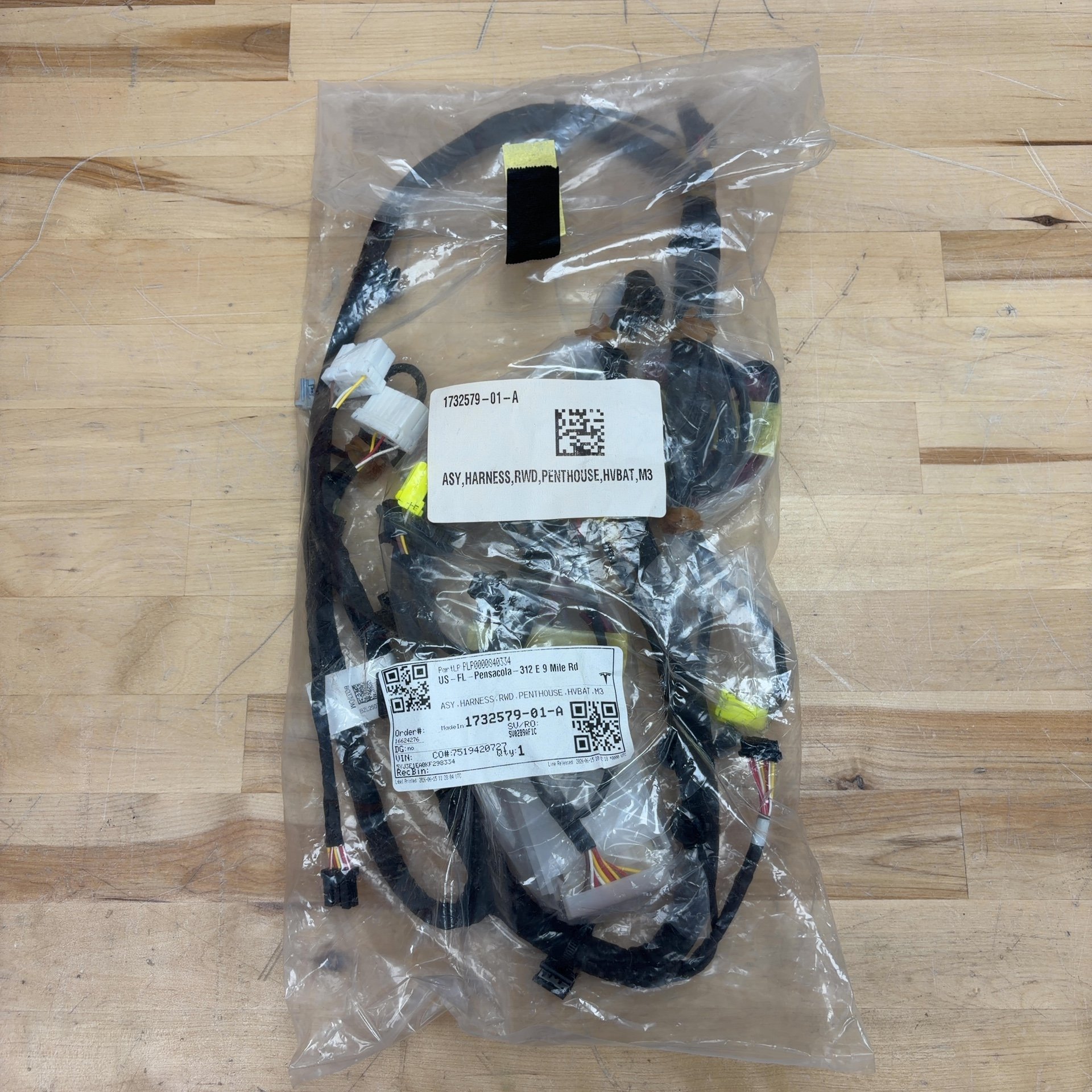 OEM ASSEMBLY  HARNESS  REAR WHEEL DRIVE  ANCILLARY Model 3/Y 1732579-01-A