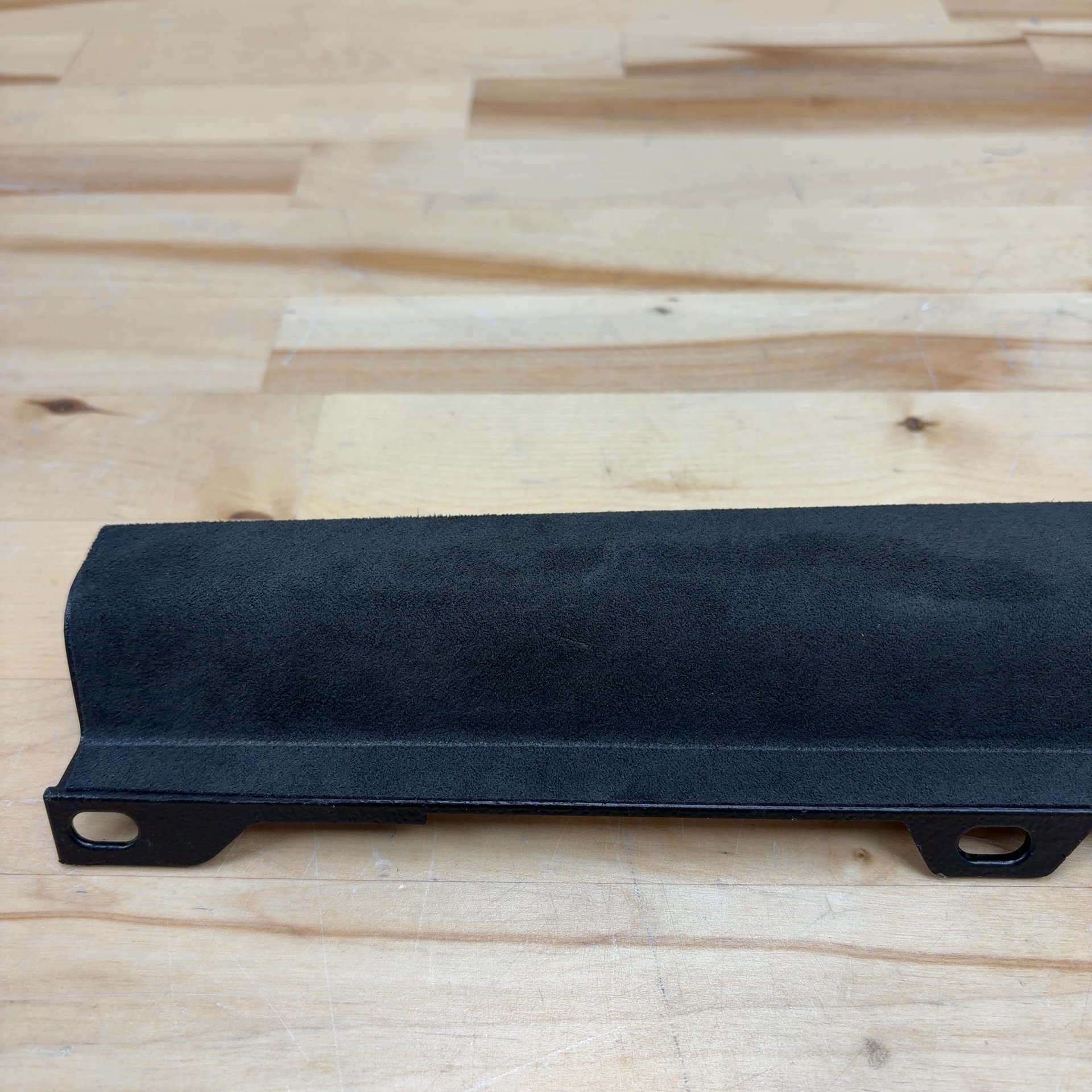 OEM FALCON DOOR MID GAPHIDER RIGHT HAND ULTRASUEDE BL Model X 1051556-06-C